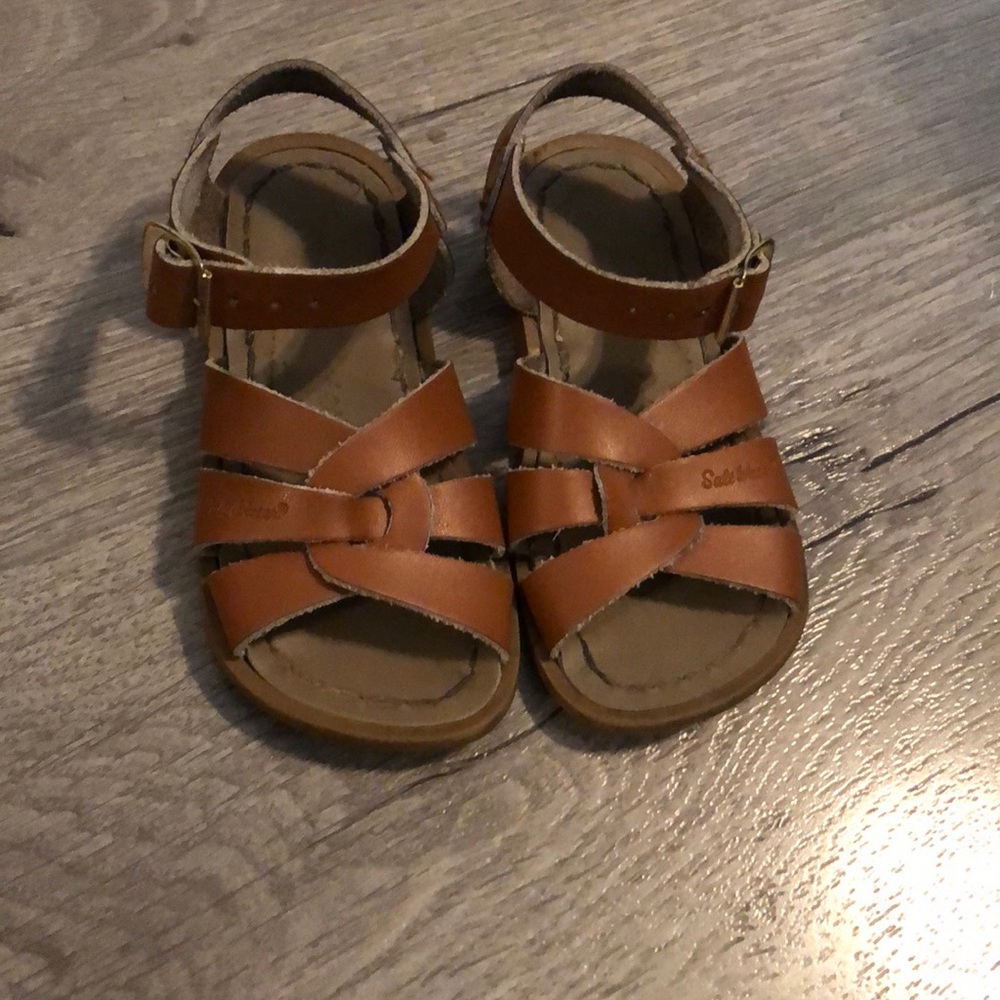 Saltwater sandals